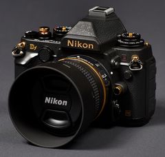 Nikon DF, eine auf 1000 Stück limitierte Gold Edition