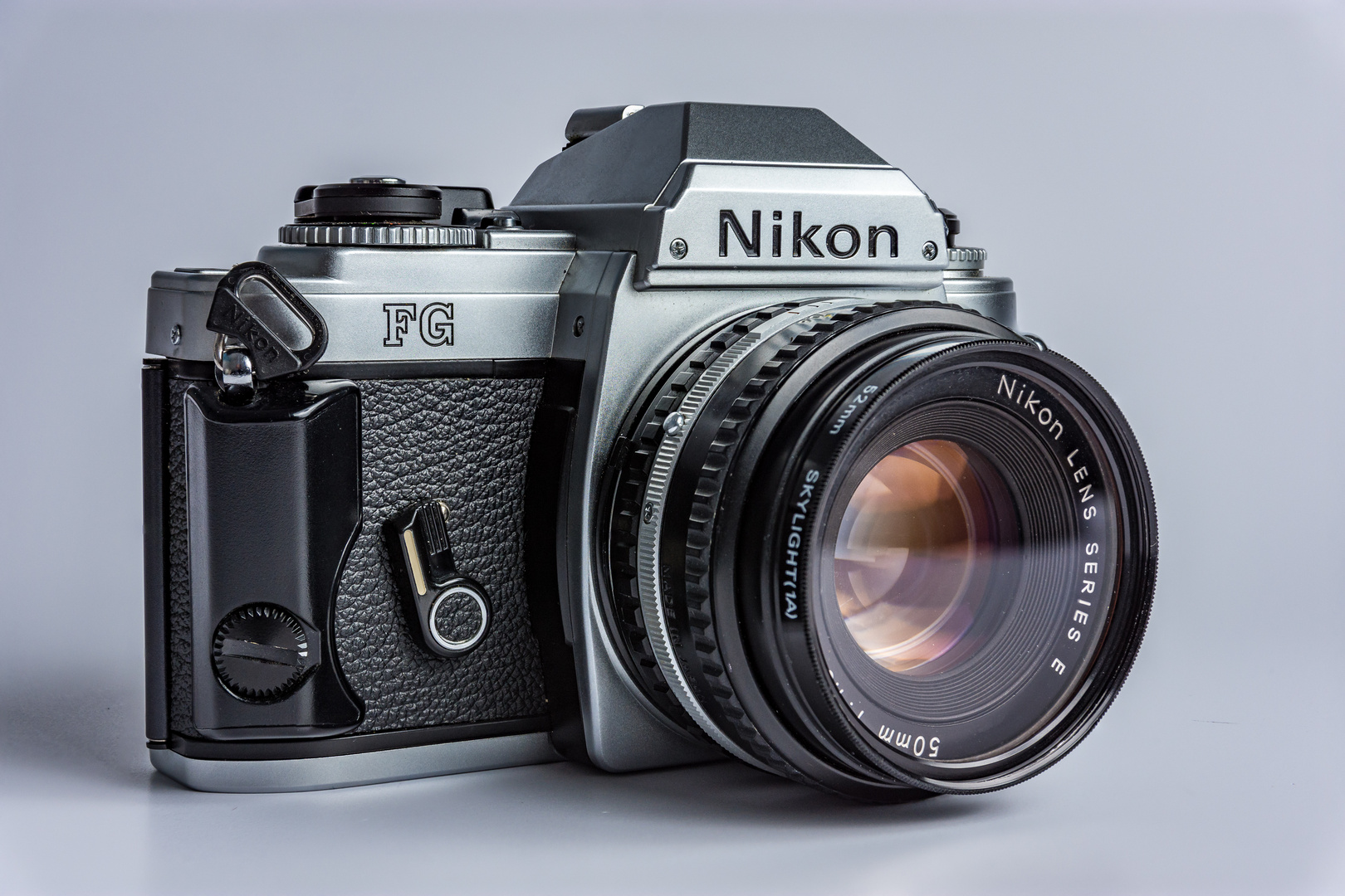 Nikon FG