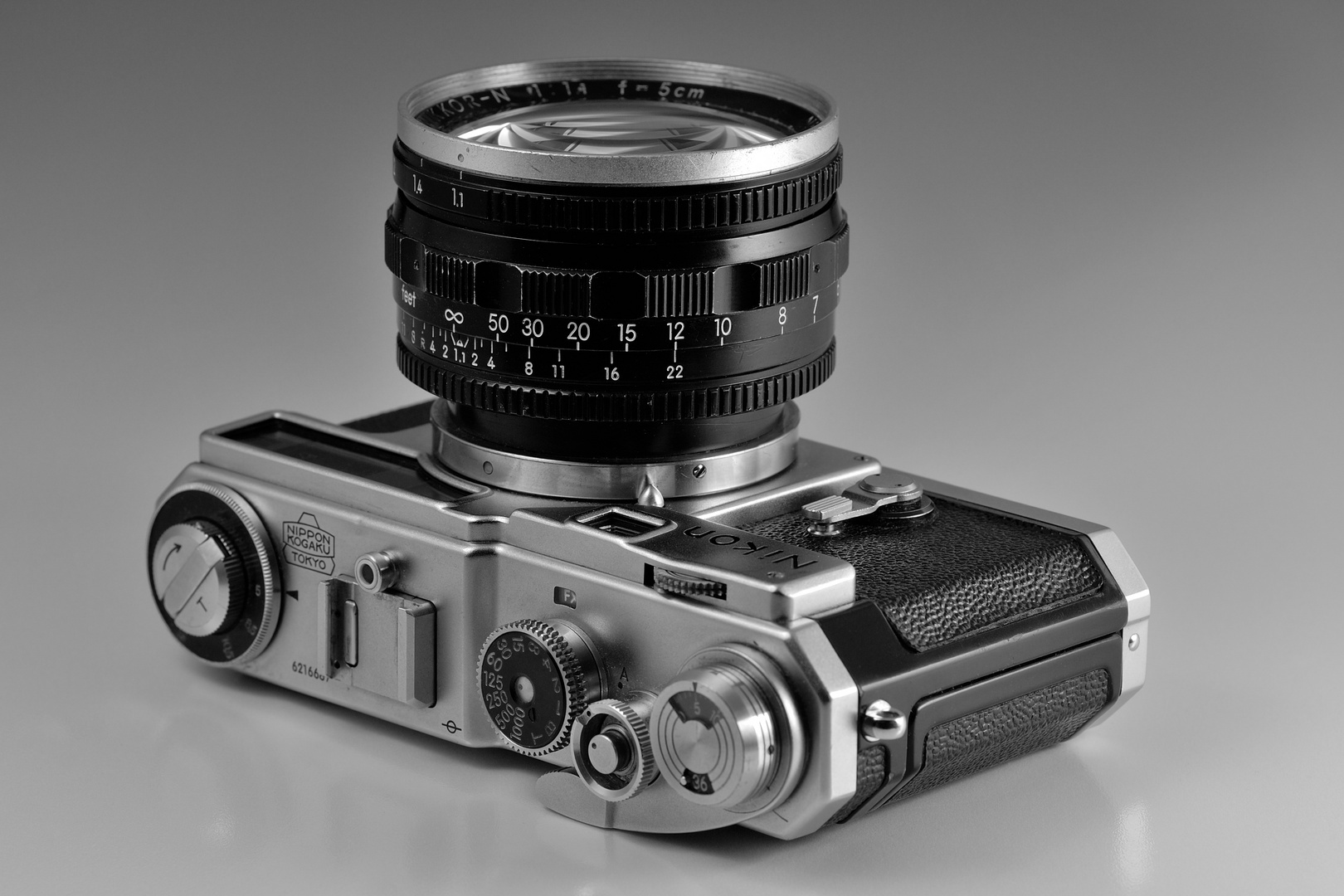 Nikon SP mit Nikkor-N 1:1,1