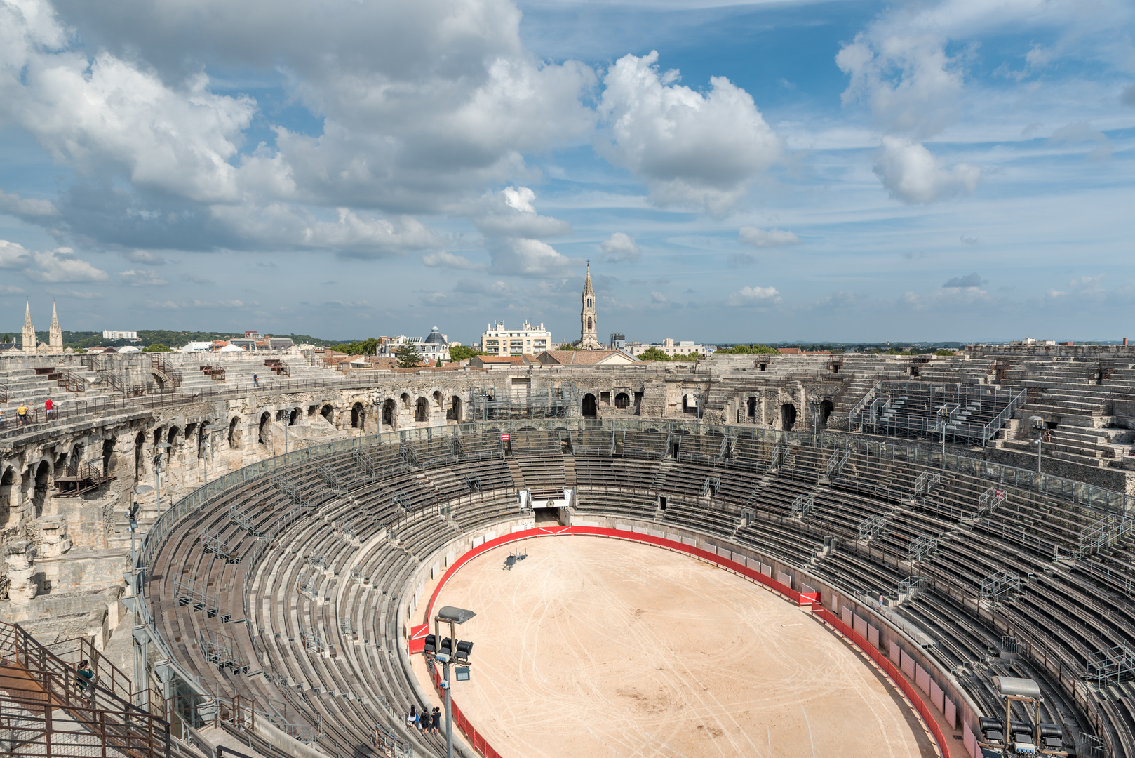 Nimes