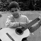 Niño con guitarra