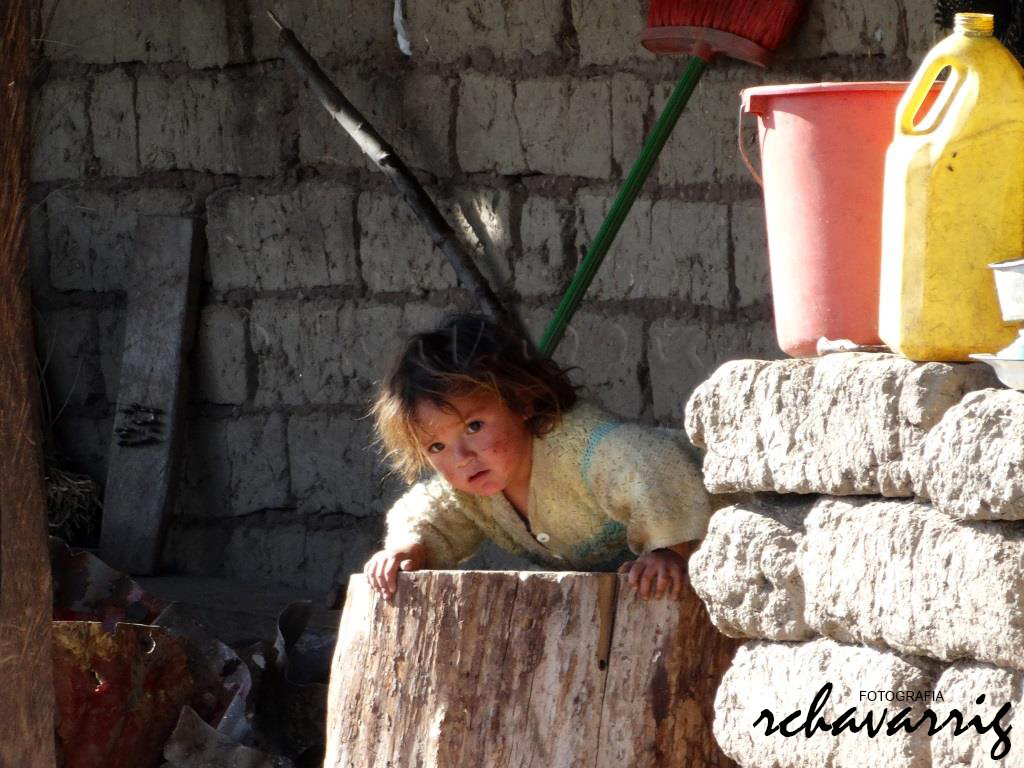 Niño jugando