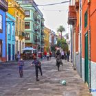 Niños jugando en la calle