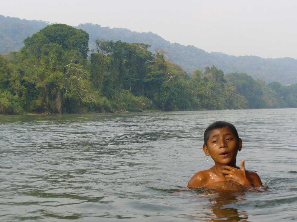 Niños nutria