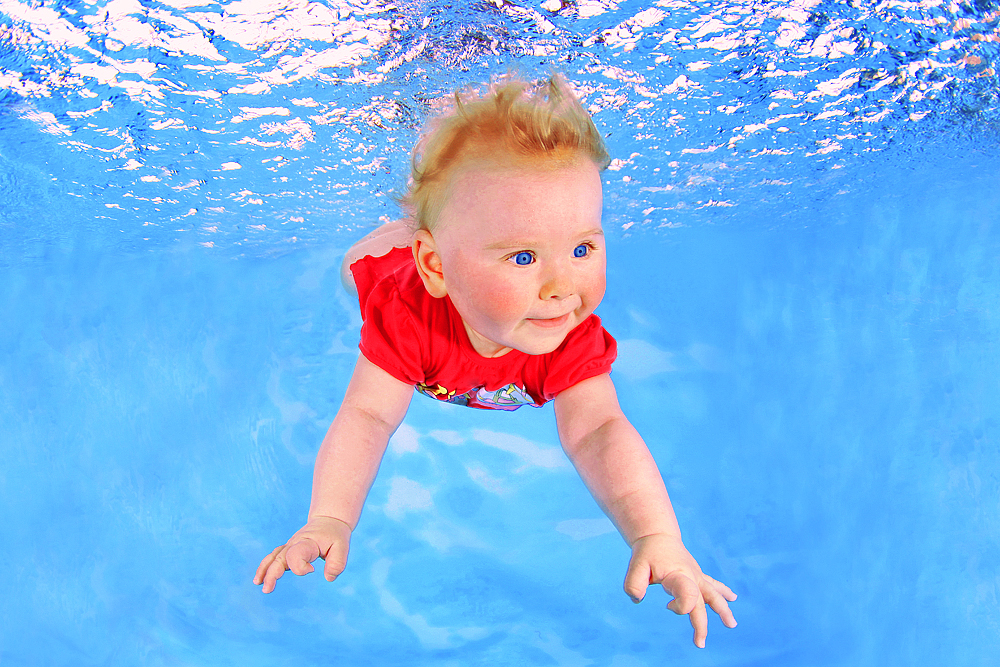 nirvana baby - Unterwasser Babyfoto
