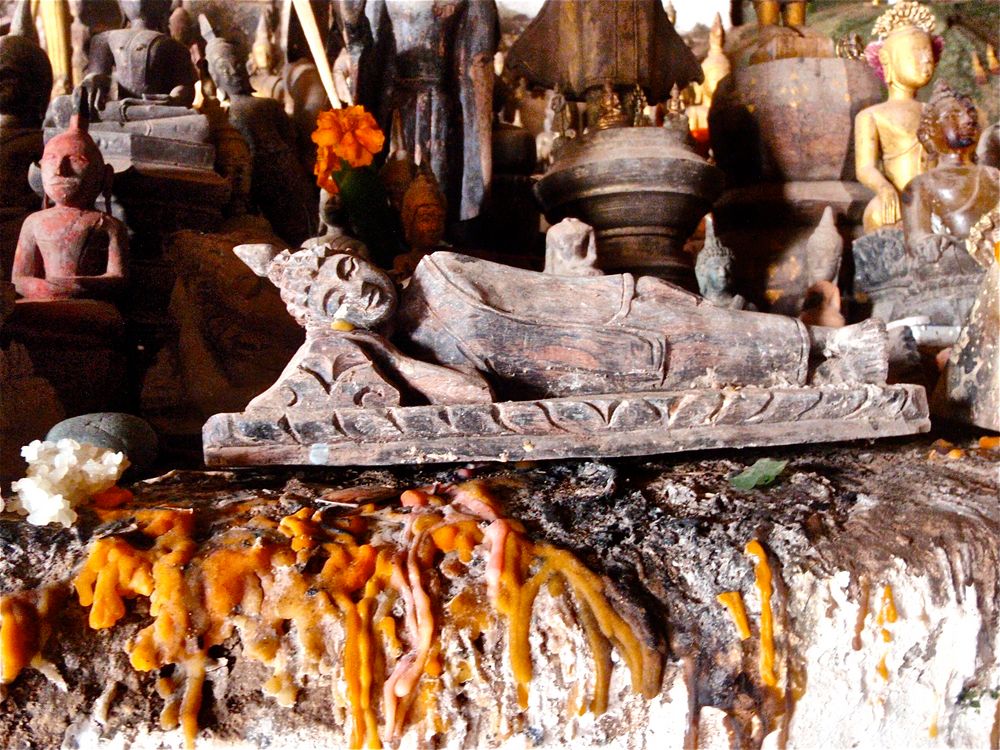 nirwana buddha, pak ou, laos 2010