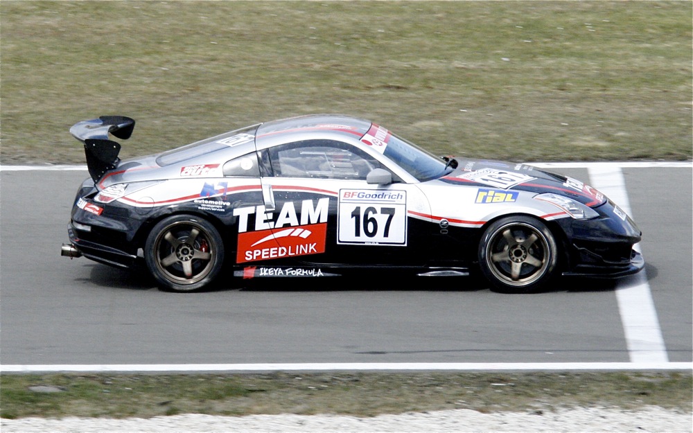 Nissan Z-350 beim Langstreckenpokal