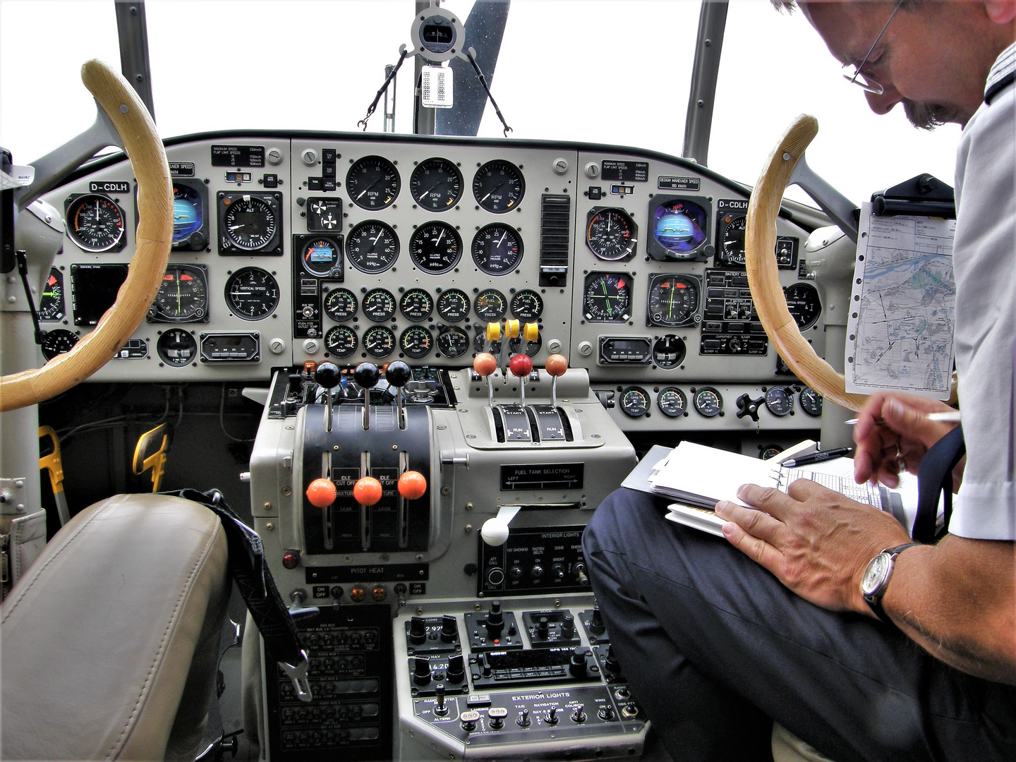 Nix Computer -Analoges Cockpit der Ju 52