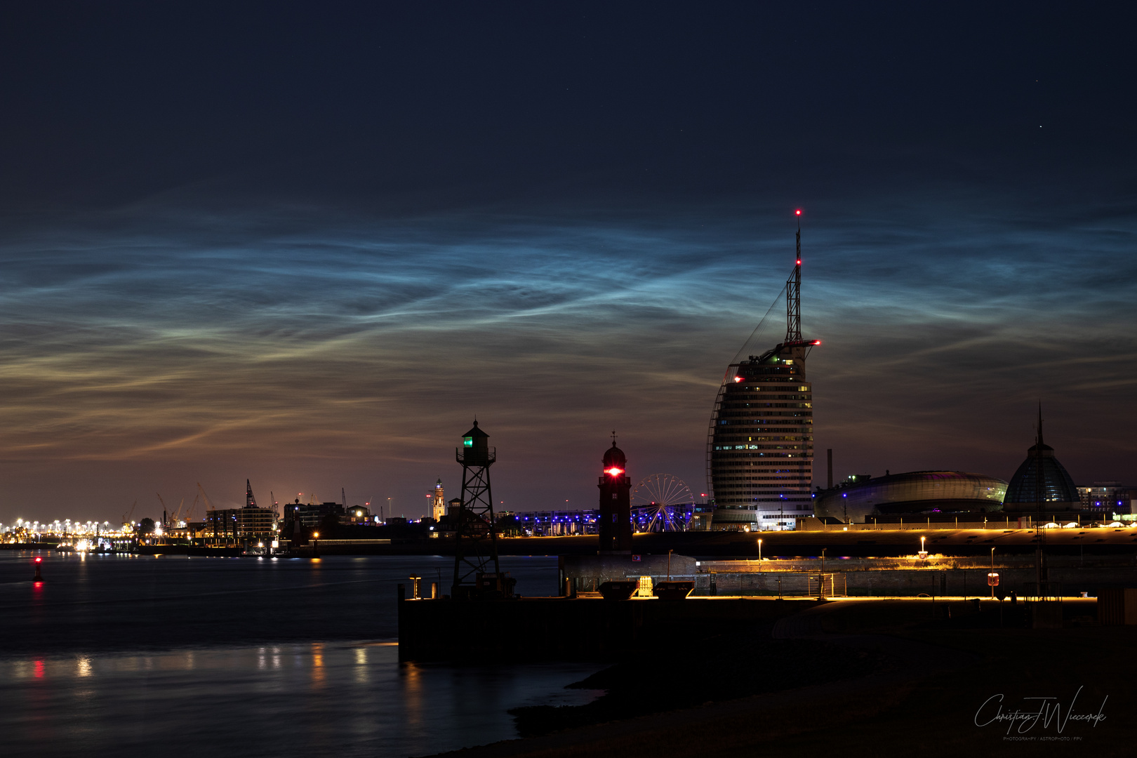 NLC over Bremerhaven