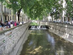 Nîmes - Quai de la Fontaine