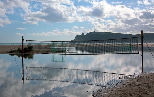 No beach!! No volley!!