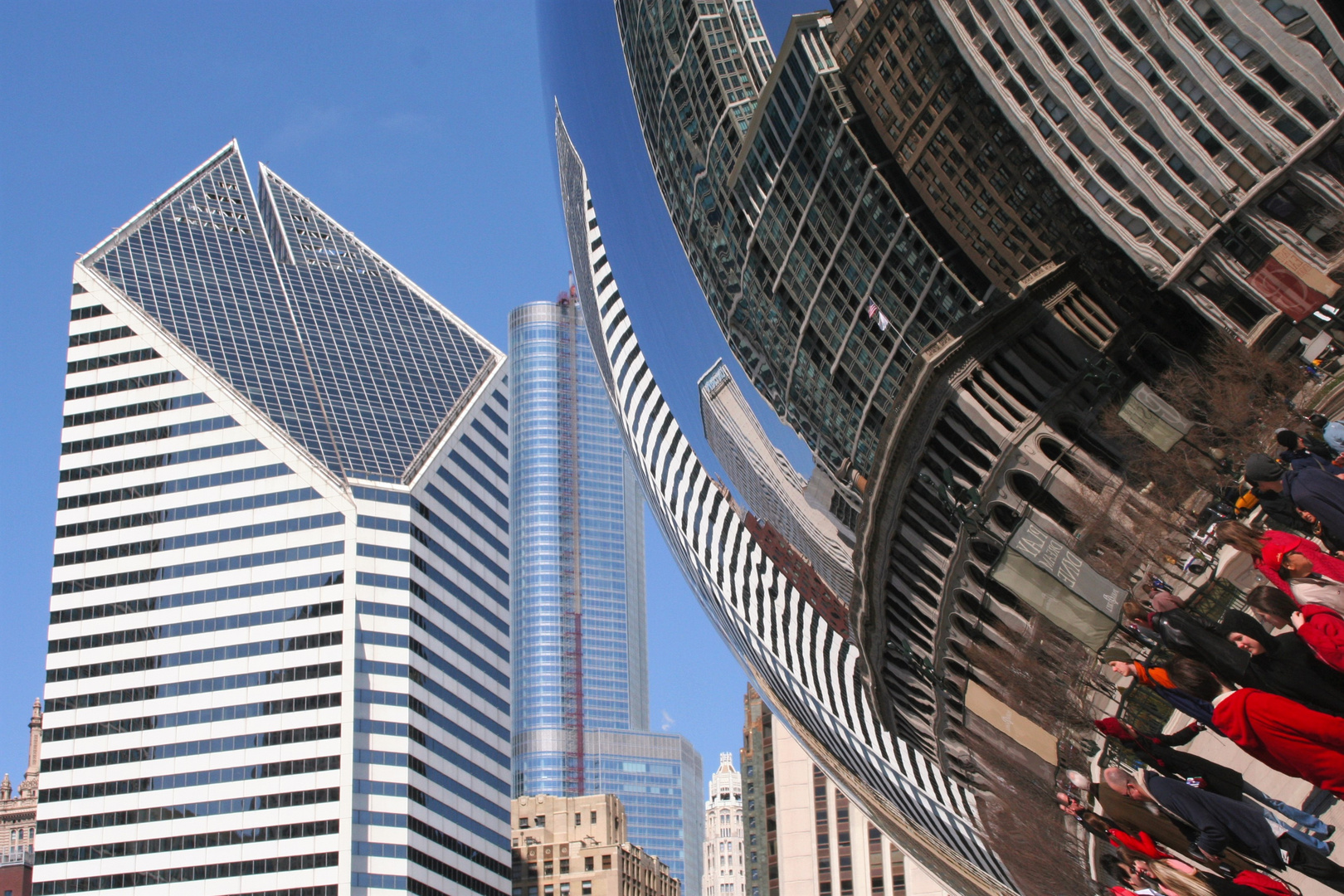 No clouds at cloud gate