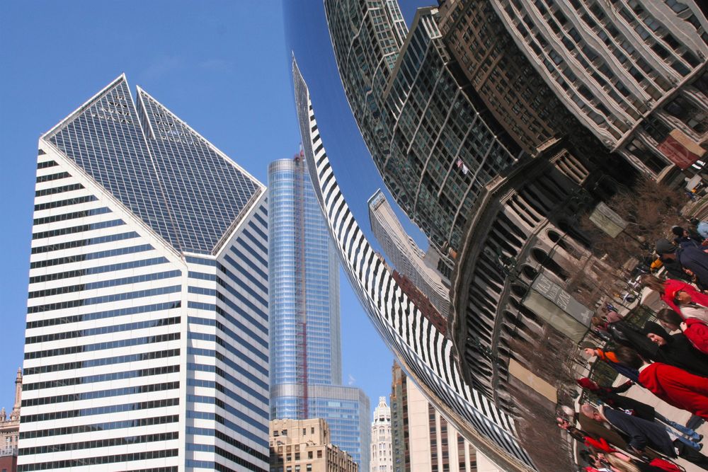 No clouds at cloud gate