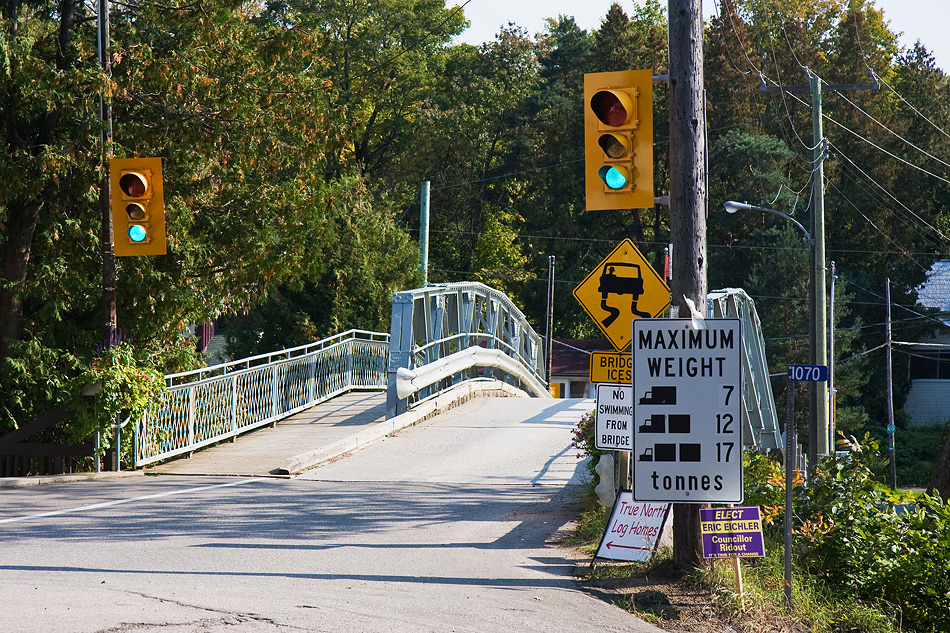 no swimming from bridge