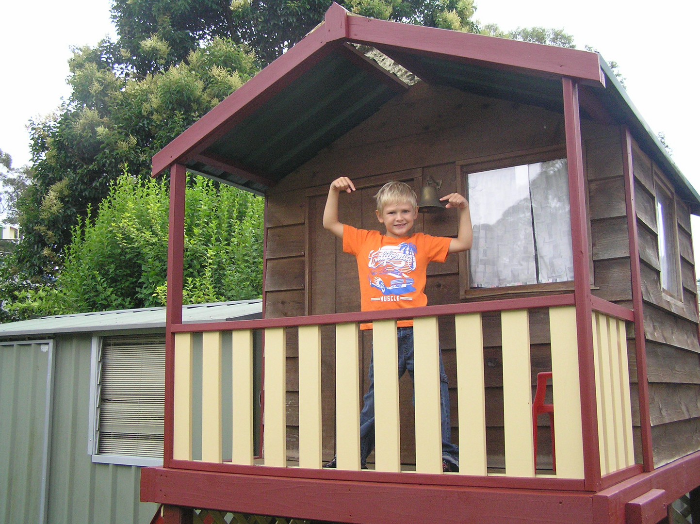 Noah on Cubby House 122015