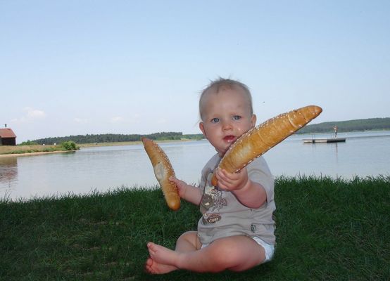 Noahs zweites und drittes Frühstück!!!!