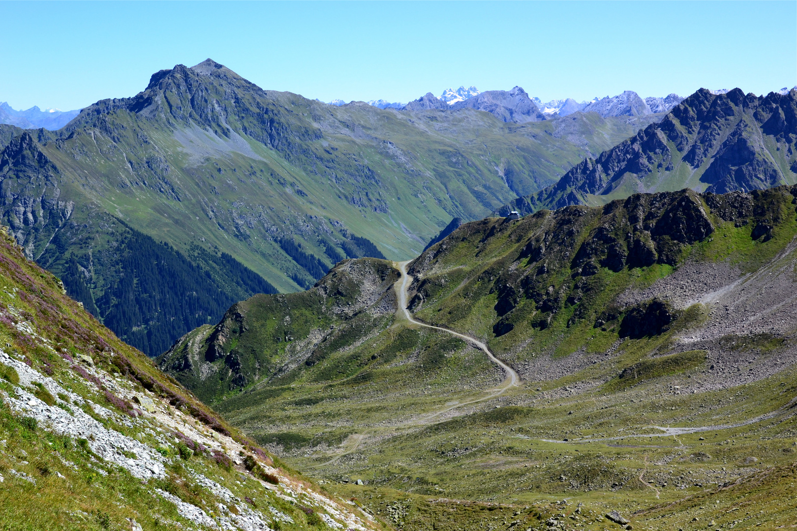 Noch ein Blick vom Antönier Jöchli…