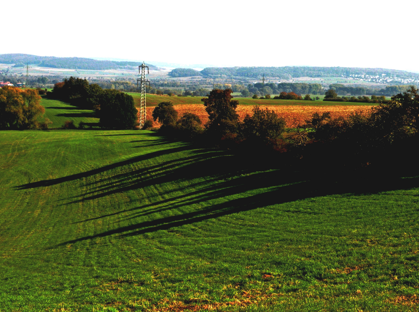 Noch ein Blick vom Gut Wickershausen ins Leinetal.