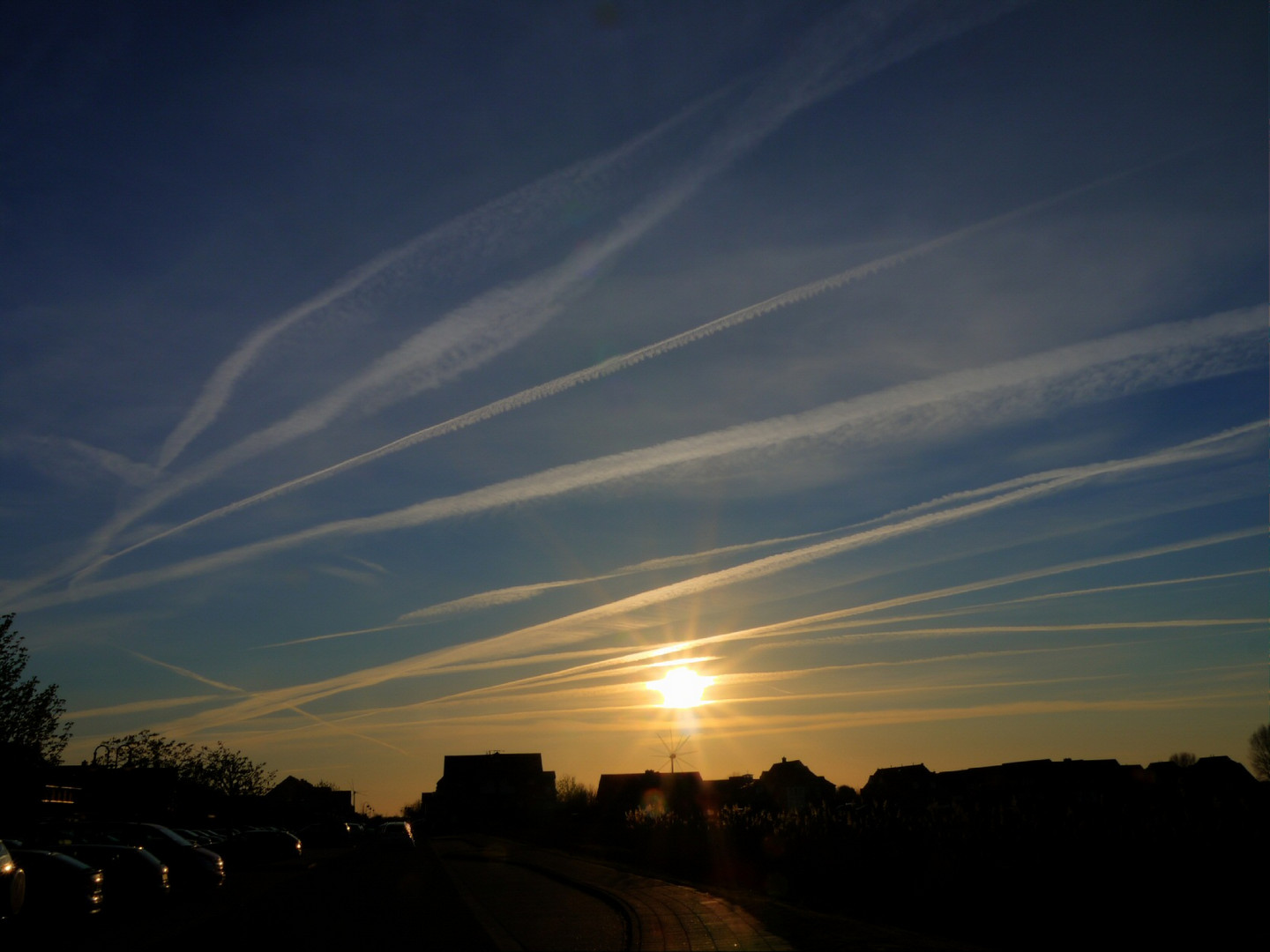 Noch ein Sonnenuntergang - in Carolinensiel