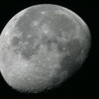 Noch ein Versuch eines Mond-Fotos
