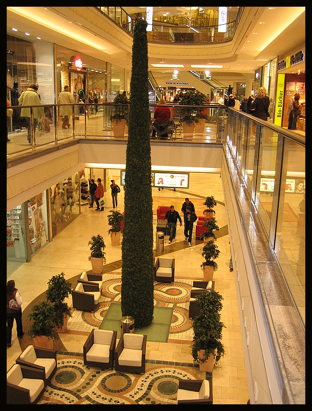 noch eine Passage im Zentrum Limbecker Platz