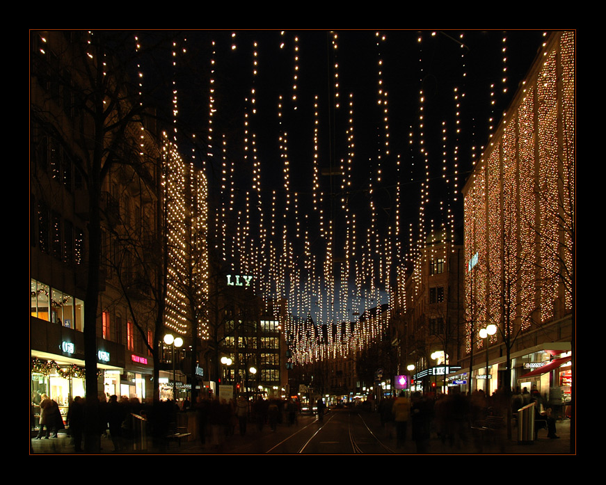 noch eine Woche ist es die Lichterstrasse