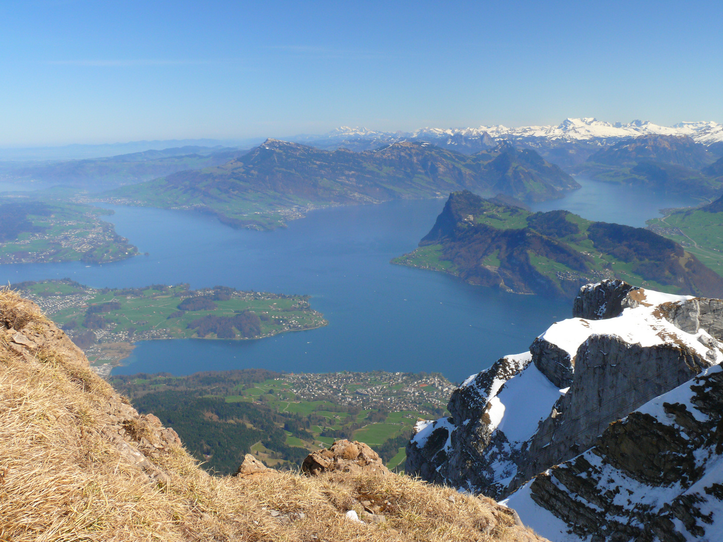 Noch einmal - weil's so schön ist - Vierwaldstättersee vom Pilatus aus