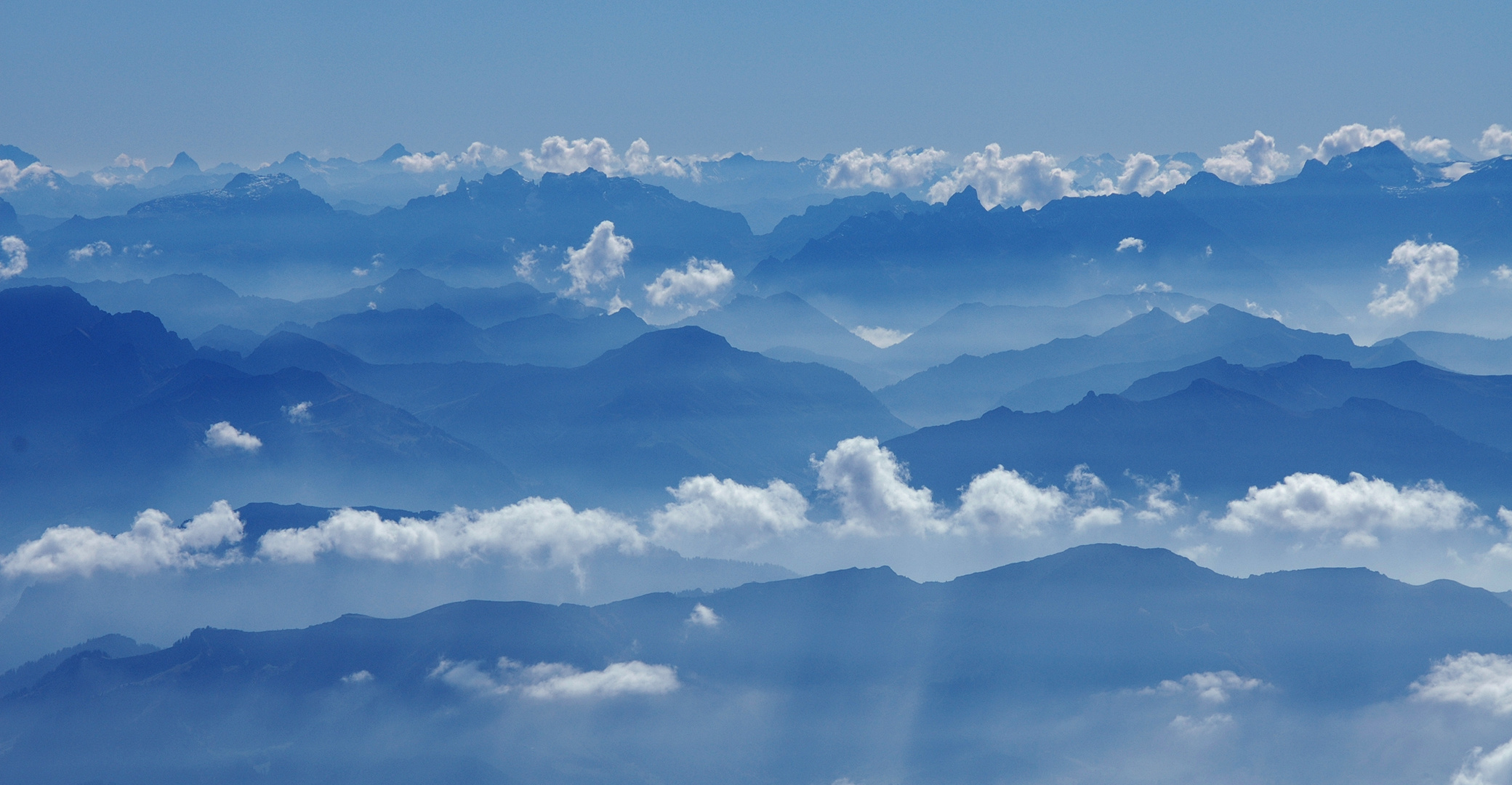 Noch eins aus der Serie Berge und Wolken (3)