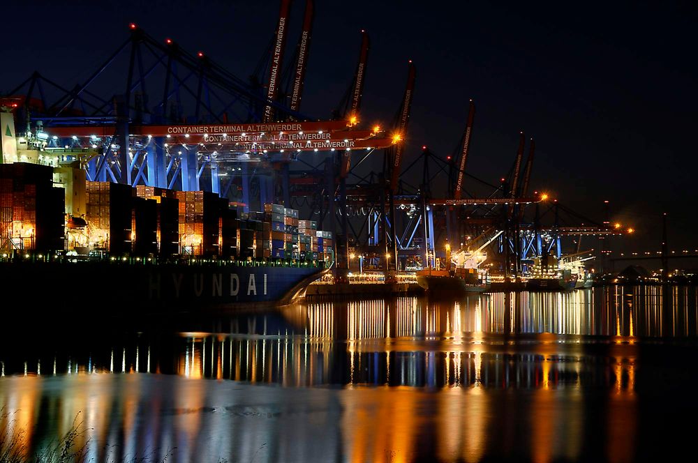 Noch eins vom Container Terminal Altenwerder in Hamburg