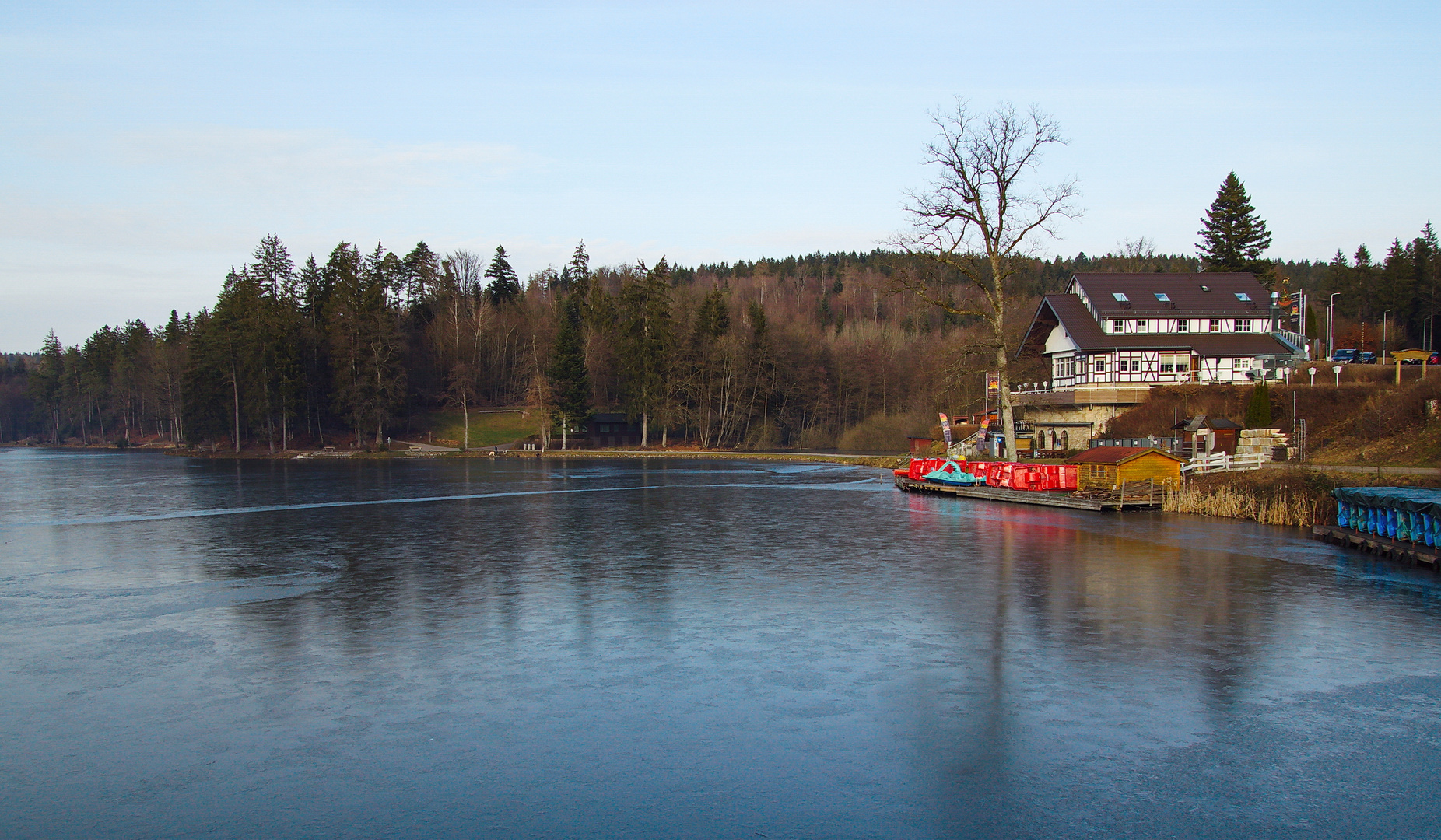 Noch herrscht Ruhe am Ebnisee!