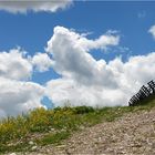 Noch ist es Sommer, aber die Lawinenverbauungen