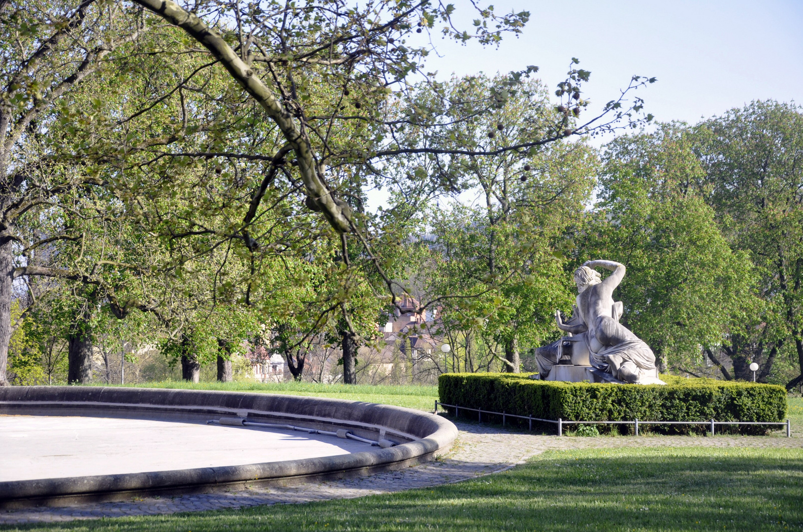 Noch ist kein Wasser im Brunnen