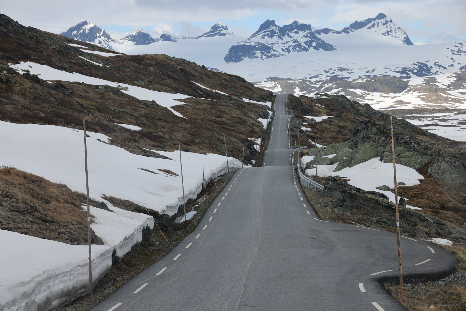 noch liegt viel Schnee (10. Juni 2022)