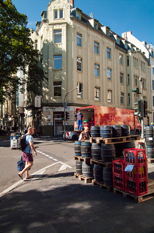 (noch nicht ganz) 36 Grad in Köln an jenem Morgen