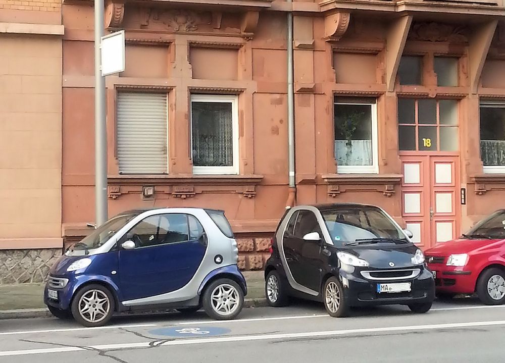 Noch Parkplatz genug für den "Mini"