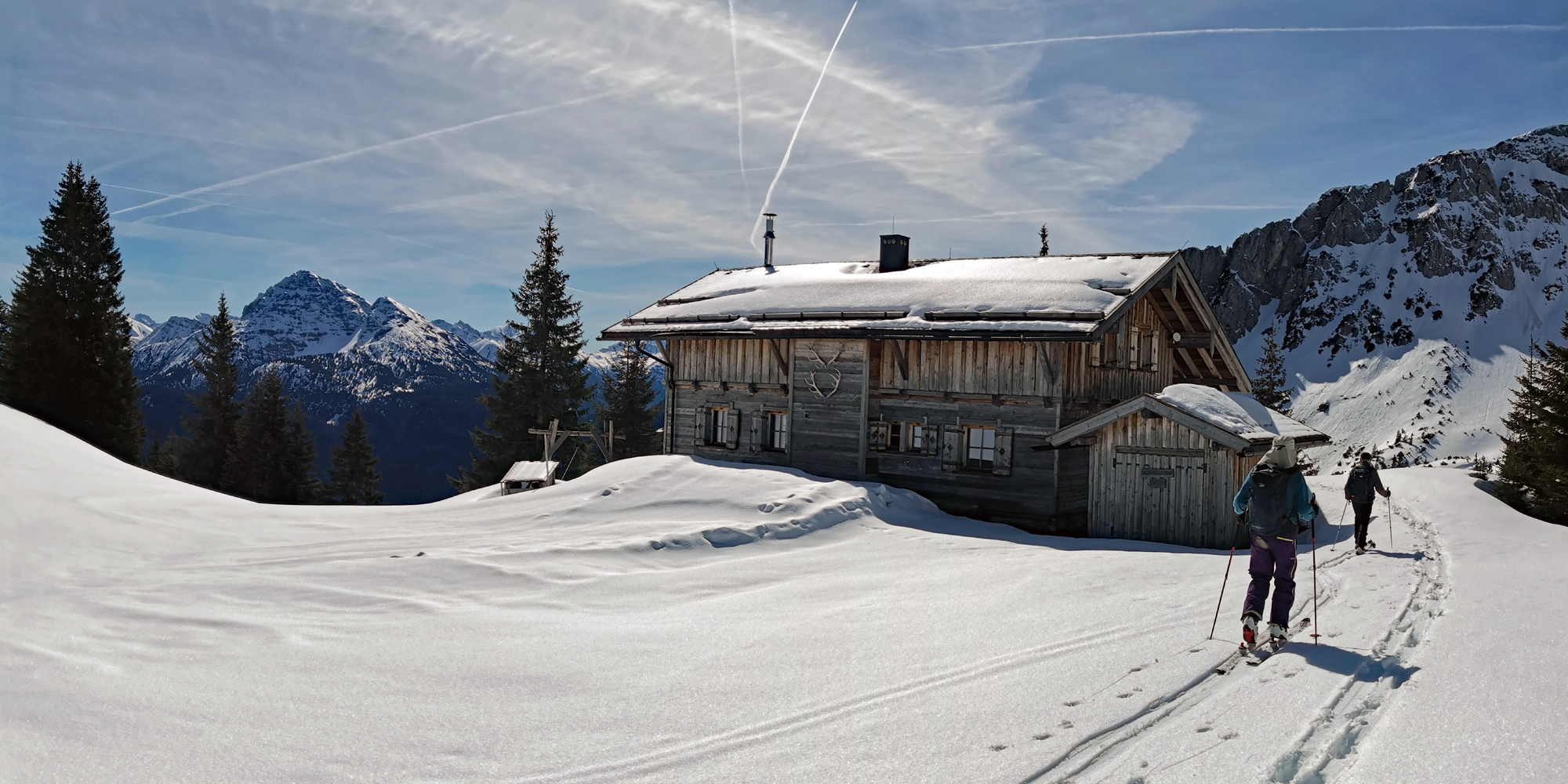 Noch reichlich Schnee in den Bergen,