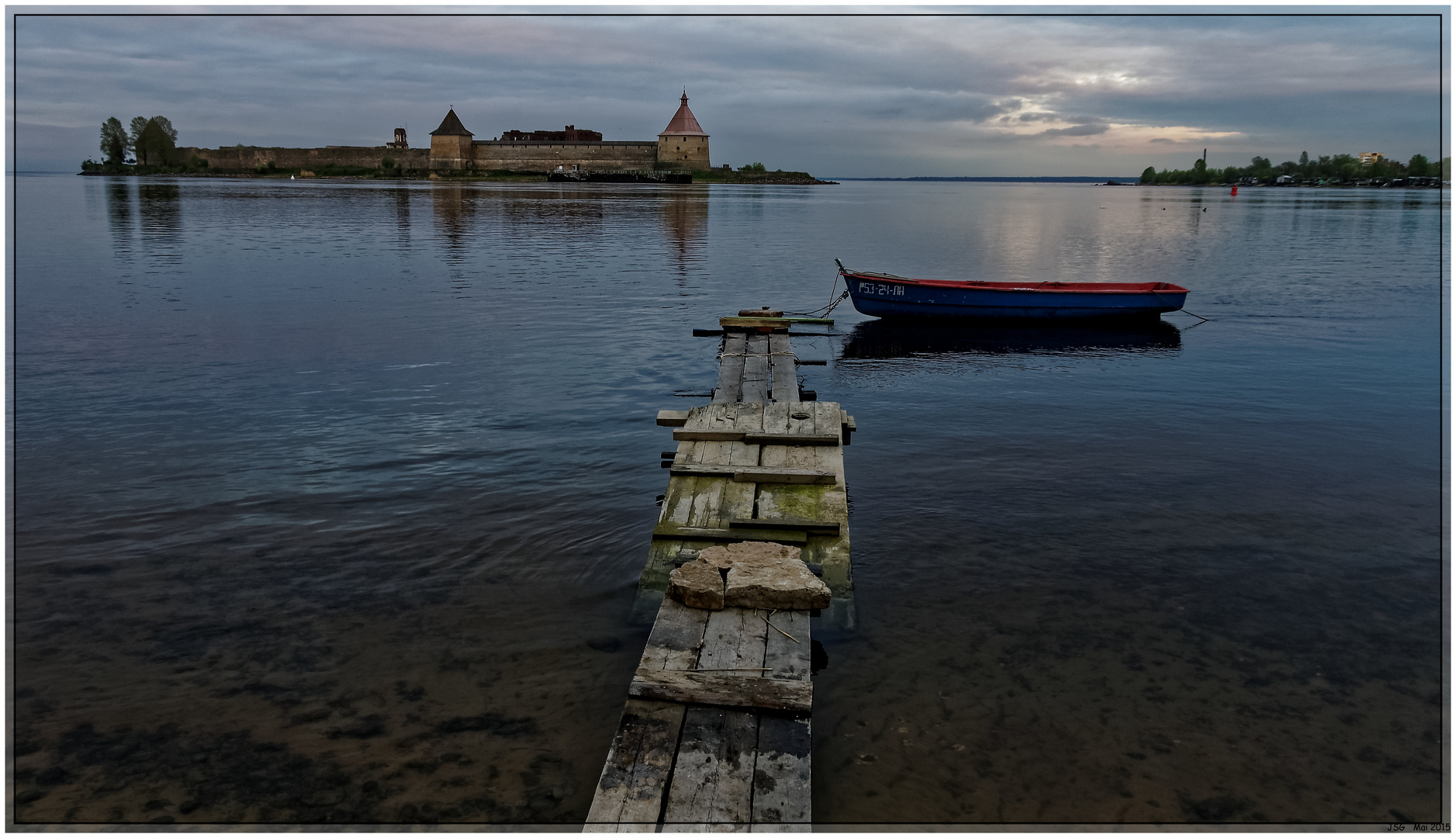 Noch ruht der Ládoga See...