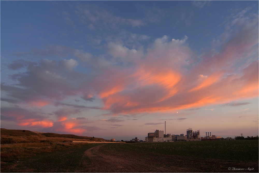 Noch so ein Feierabendwolkenbild...