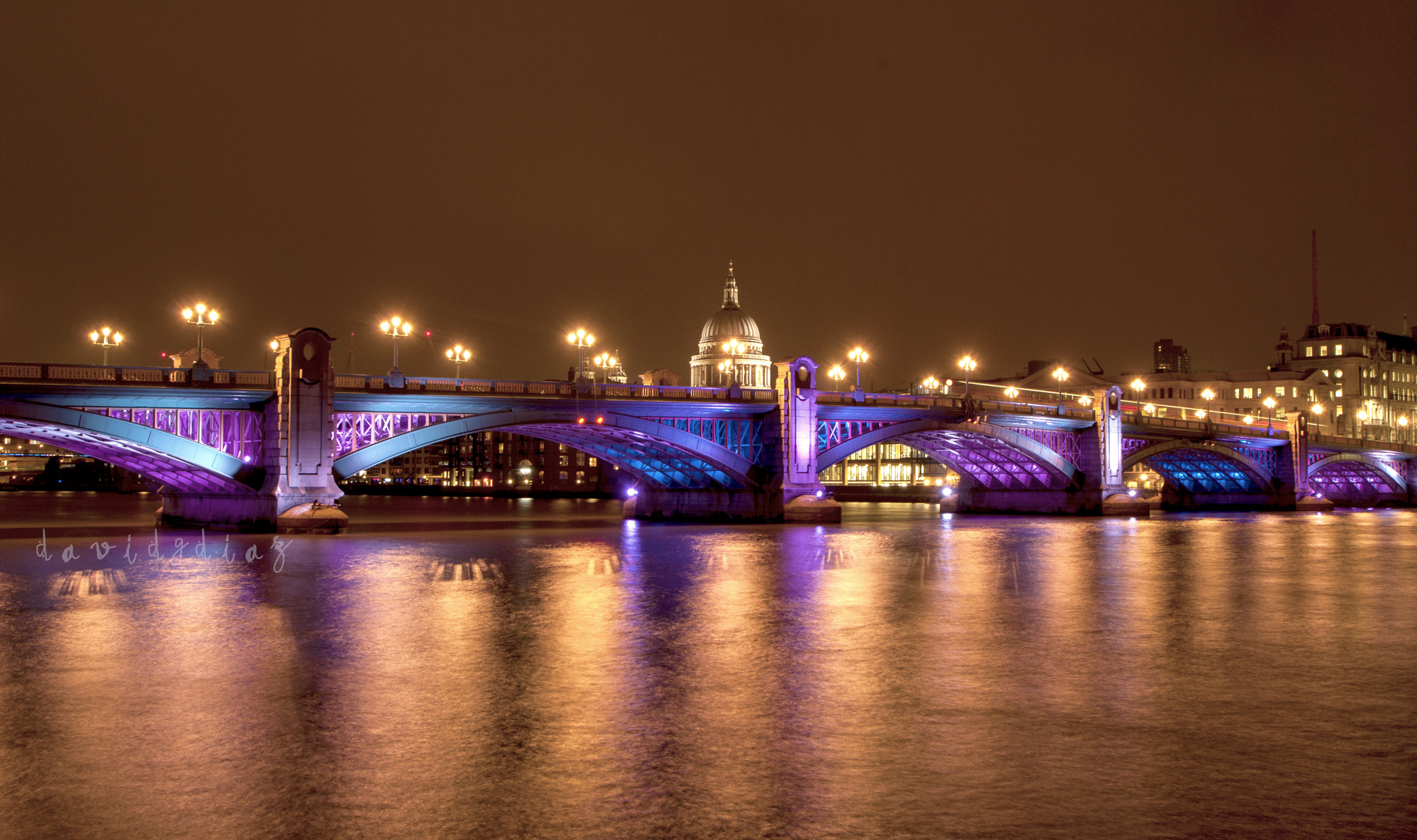 Noches por el Thames