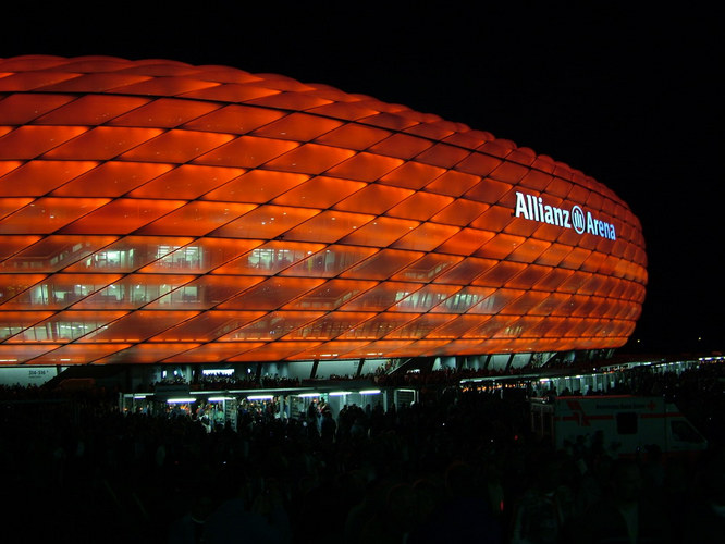 Nochmal die Arroganzarena ;-)