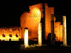 Nochmal Forum Romanum bei Nacht....