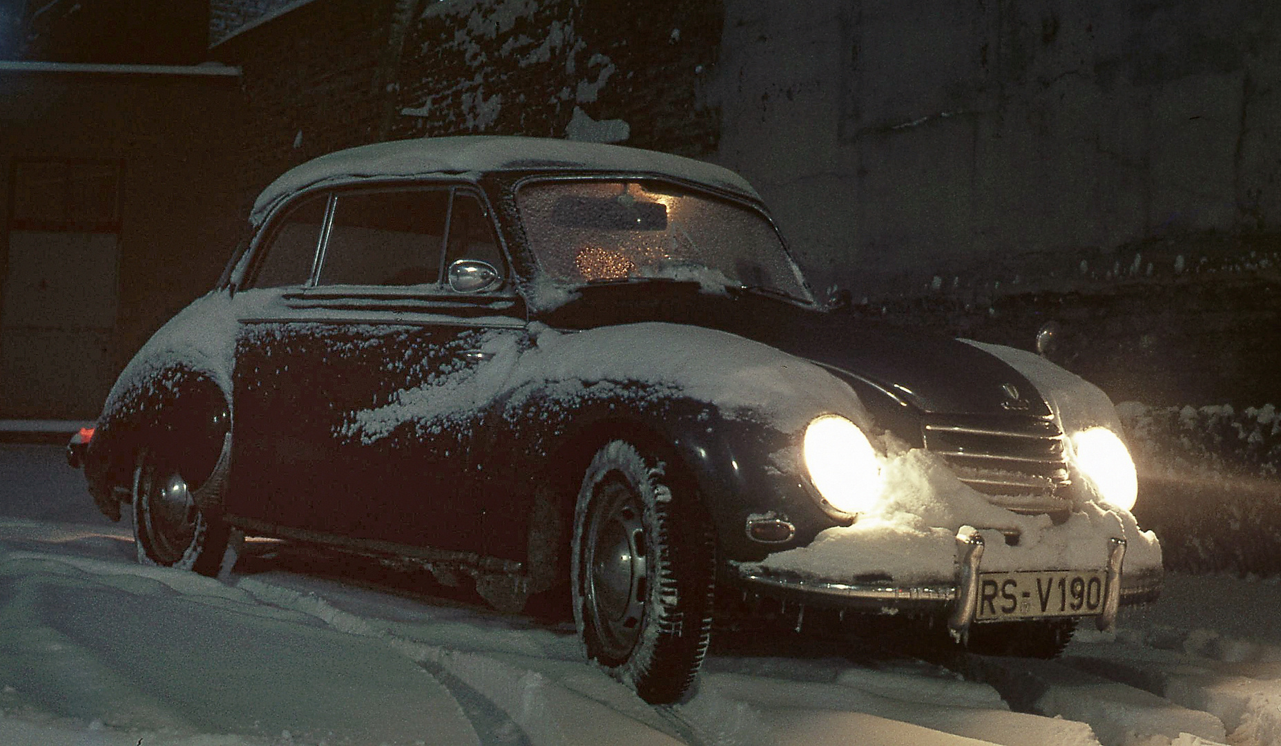 Nochmal mein DKW-F 91 im Schnee-2.