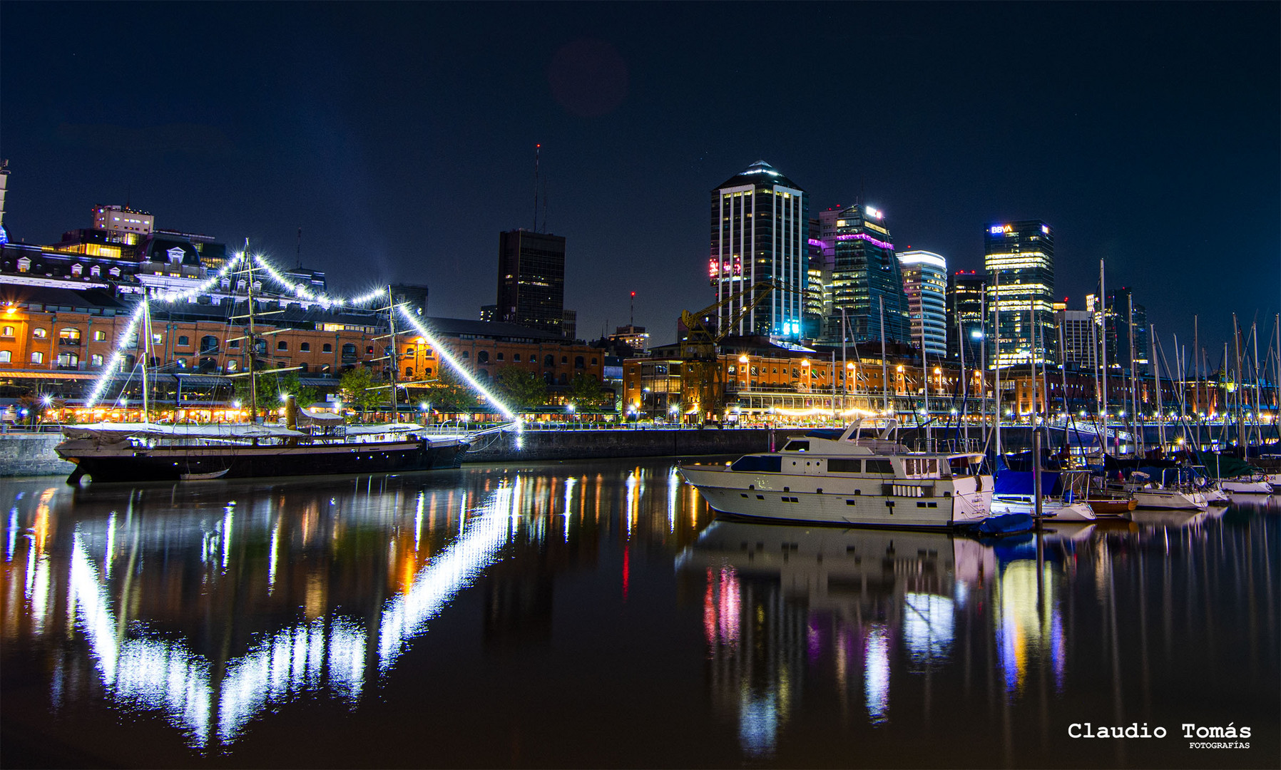 Nocturna en Puerto Madero