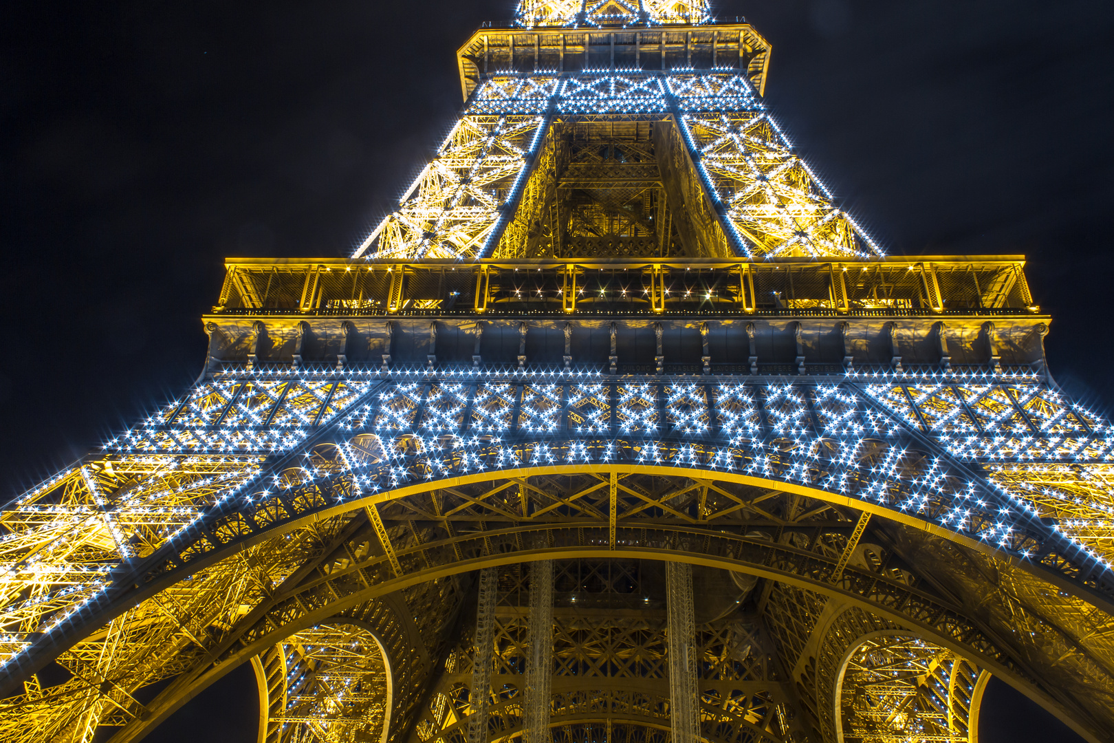 Noël 2012 - Tour Eiffel illuminée photo et image | europe, france