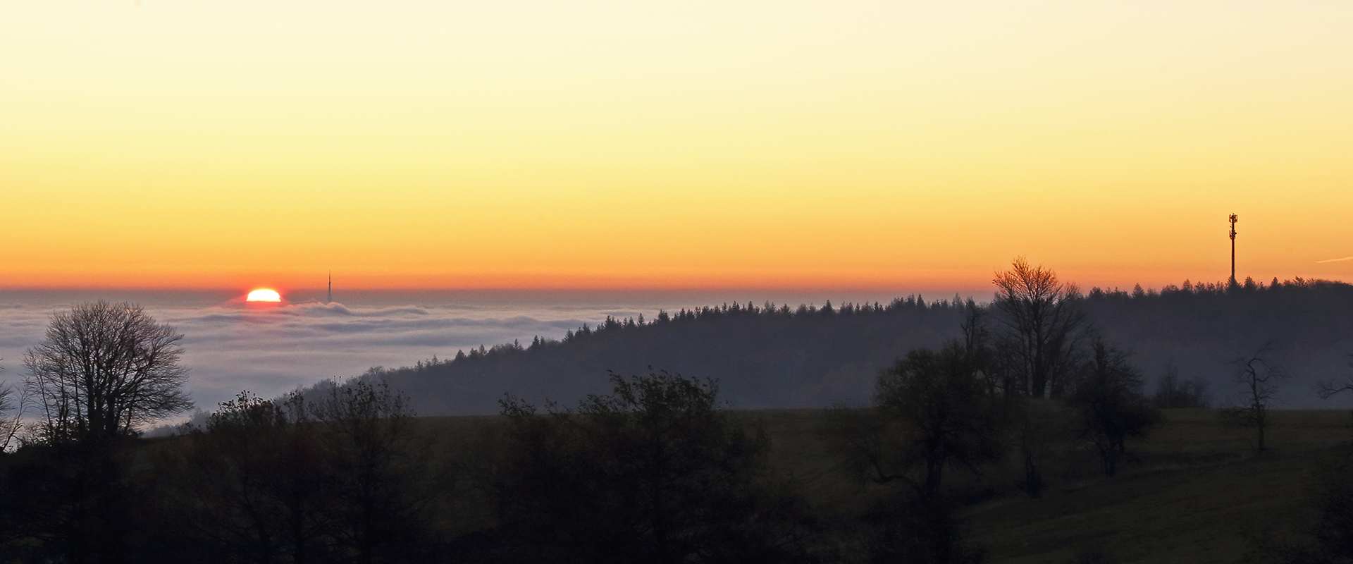 Nollendorfer Höhe Böhmen kurz nach Sonnenaufgang...