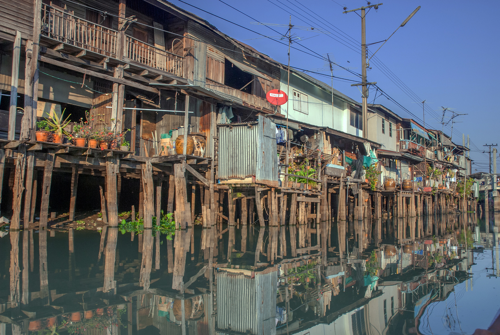 Nong Chok along Klong Saen Saep