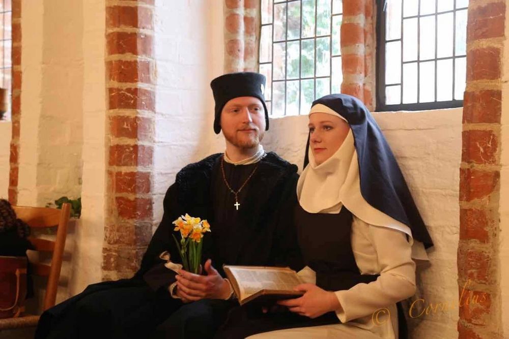 Nonne im Kloster Foto & Bild | deutschland, europe, niedersachsen Bilder auf fotocommunity
