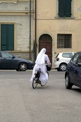 Nonne in Pisa