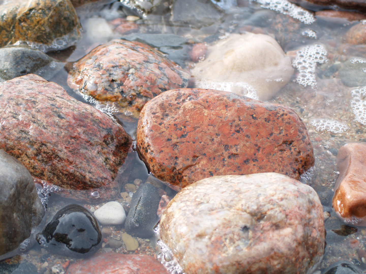 Nonnenloch - Steine am Strand_1