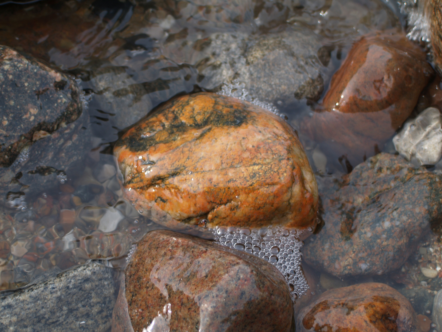 Nonnenloch - Steine am Strand_2